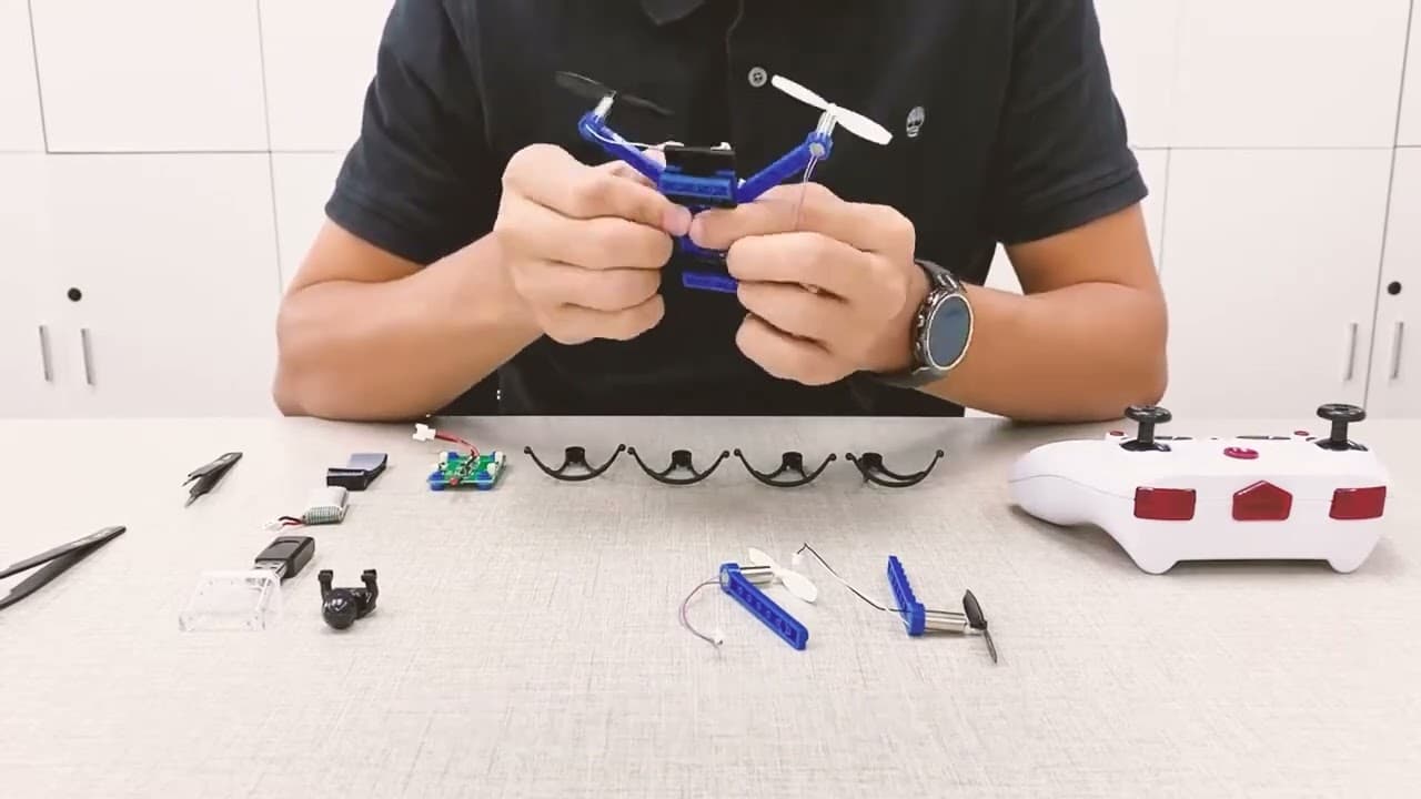 Junior Build and Fly Course Video