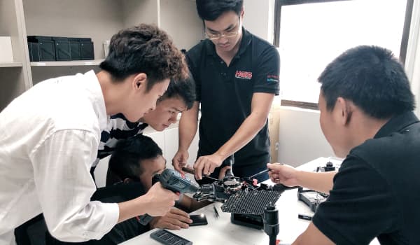 DJI Certified Technicians | DJI Singapore